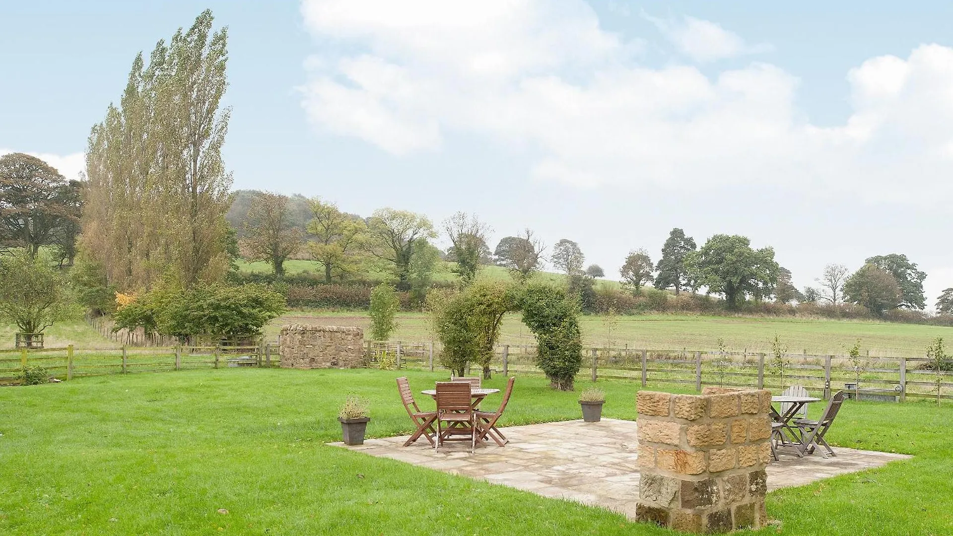 Hurworth - 25565 Nether Silton